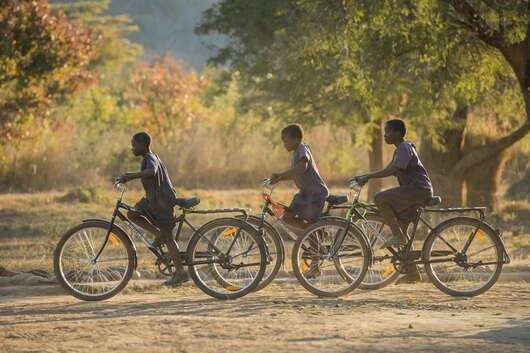 Die Landpartie startet Unterstützung von World Bicycle Relief