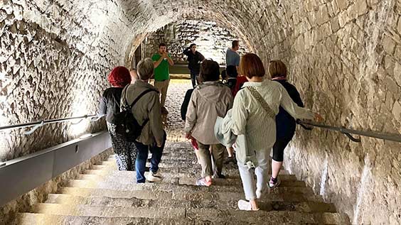Führung während eines Besuches in Belgien in der Festung (Zitadelle) von Namur