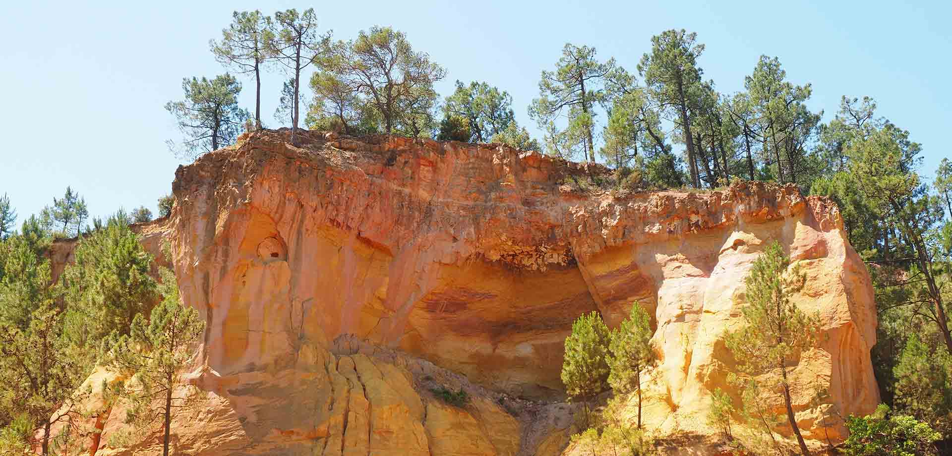 In der Provence leuchtende Ocker in Roussillon, Frankreich