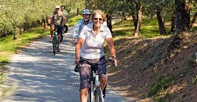 Radfahrergruppe der Landpartie in Norditalien